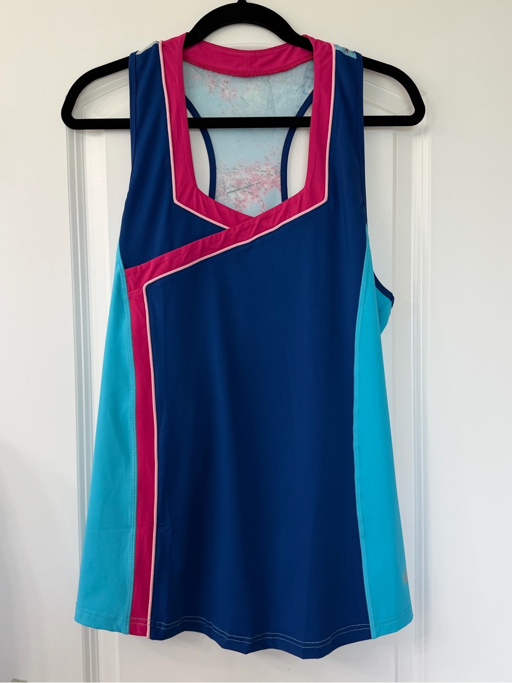 Crowned Athletics Honorable Flow Tank